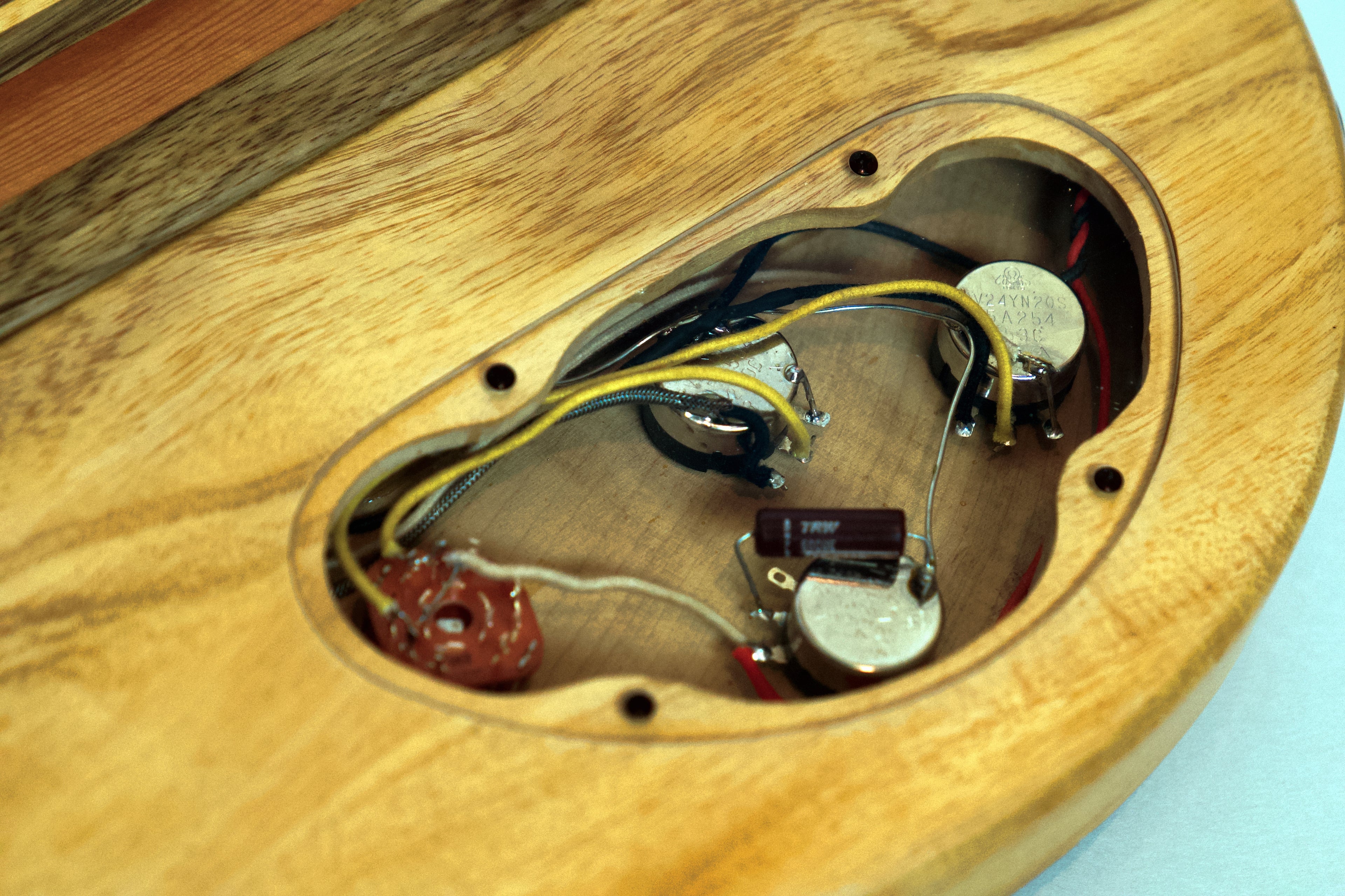 Breezee Deluxe Bass Prototype - Natural - Serial No. 2512302